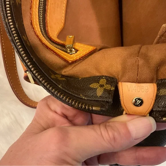 Authentic Louis Vuitton Cabos Piano Bag - Picture 15 of 16